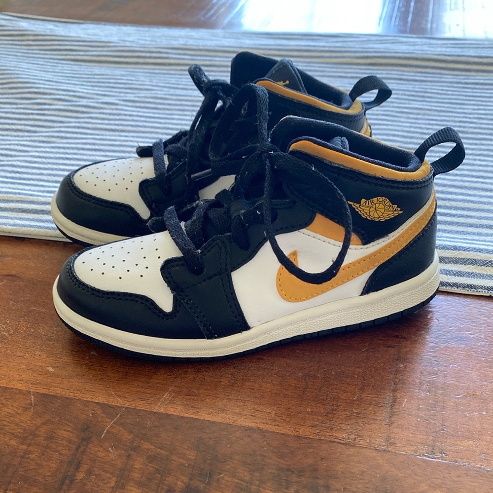 Nike Black and White High-Top Sneakers